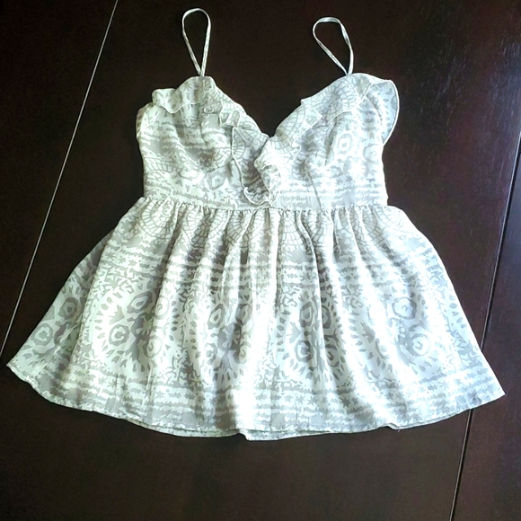 Kirra Bohemian Style Spaghetti Straps Top, size M, White/Gray Sparkly - Picture 5 of 16